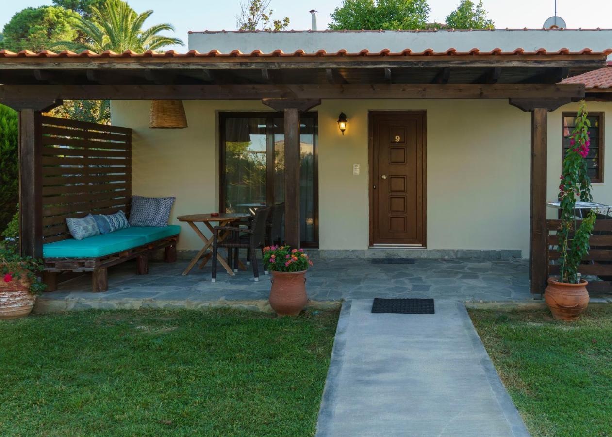 וורוורו Zinozis Beach Apartments מראה חיצוני תמונה